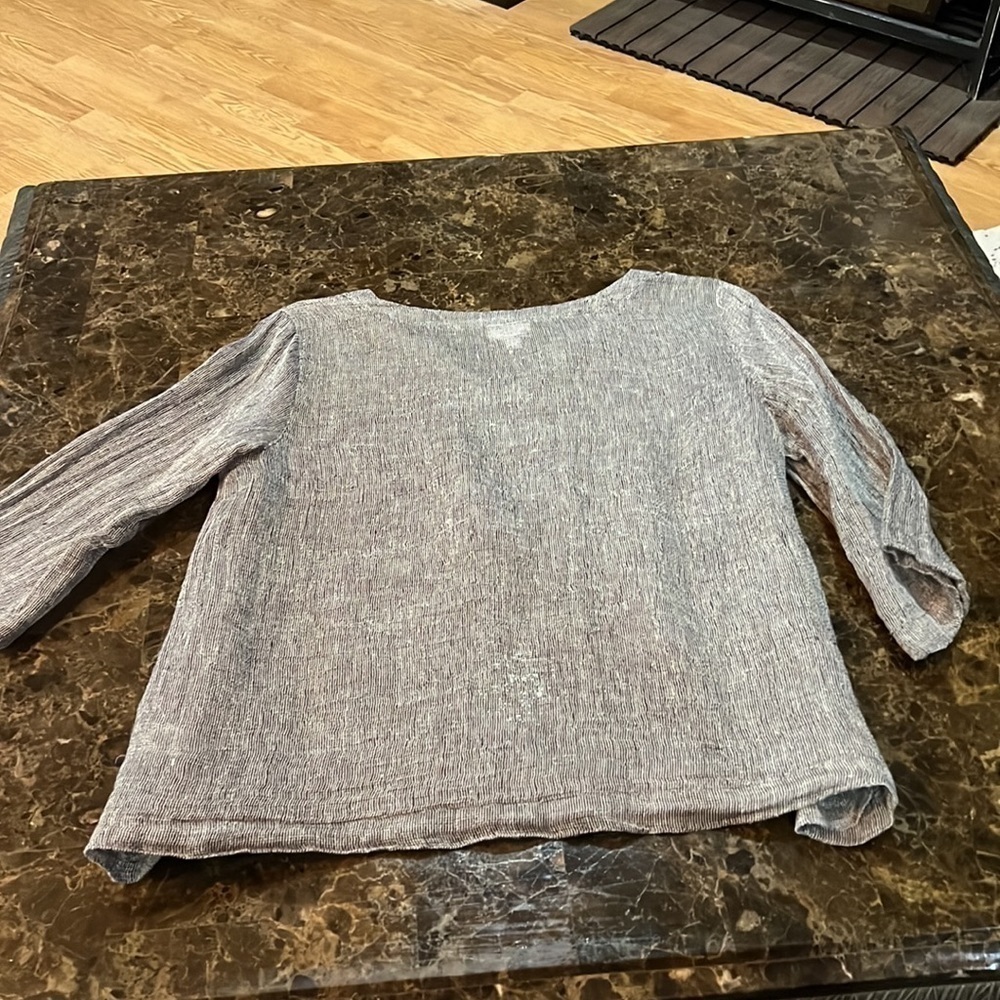Pure Jill Linen medium petite top.  A37 - Picture 4 of 4